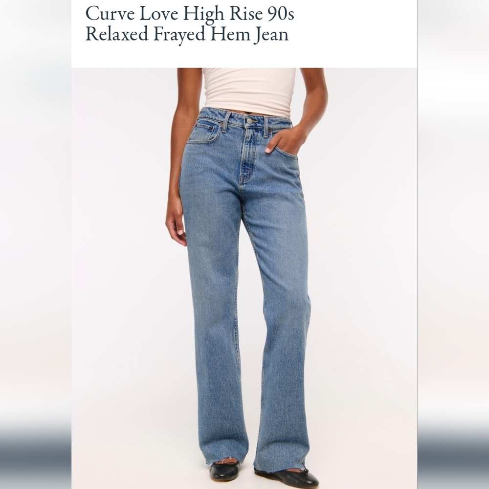 Abercrombie & Fitch High Rise Relaxed Jeans - Medium Blue
